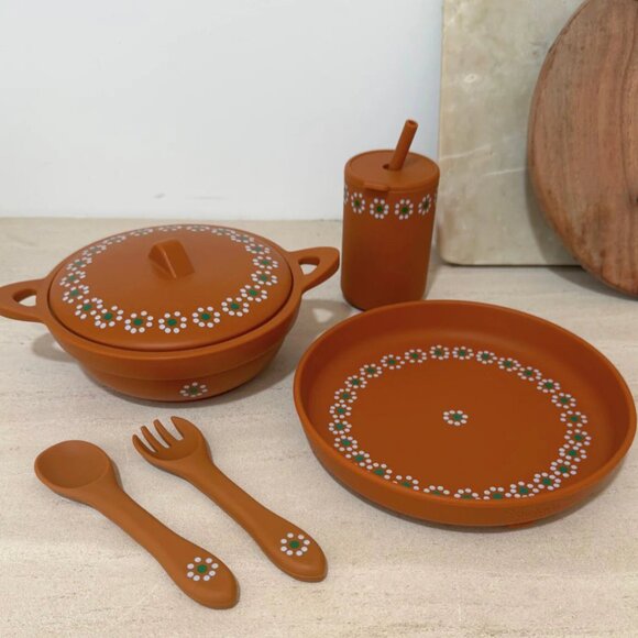 Barro Baby Feeding Set – BPA-Free Silicone 5-Piece Suction Meal Set - Picture 2 of 5